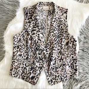 CHICO’S * Leopard Print Linen Open Drape Vest